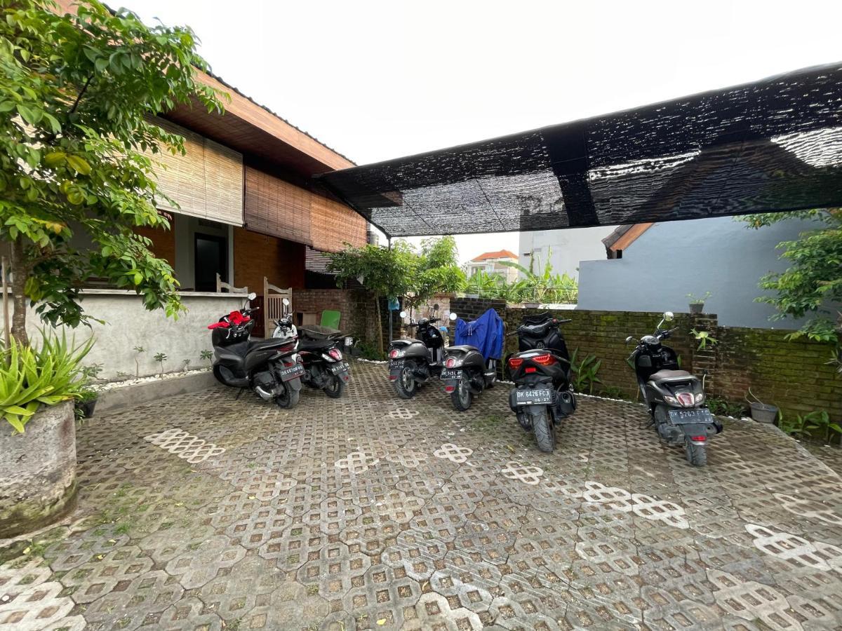 Belimbing Guest House Canggu Exterior photo
